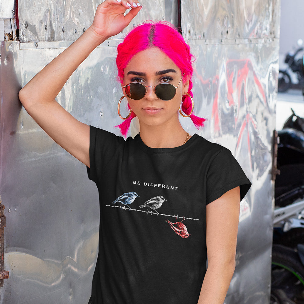Bio Baumwolle T-Shirt Für Damen – Be Different: Stylisch, Bequem Und Humorvoll!